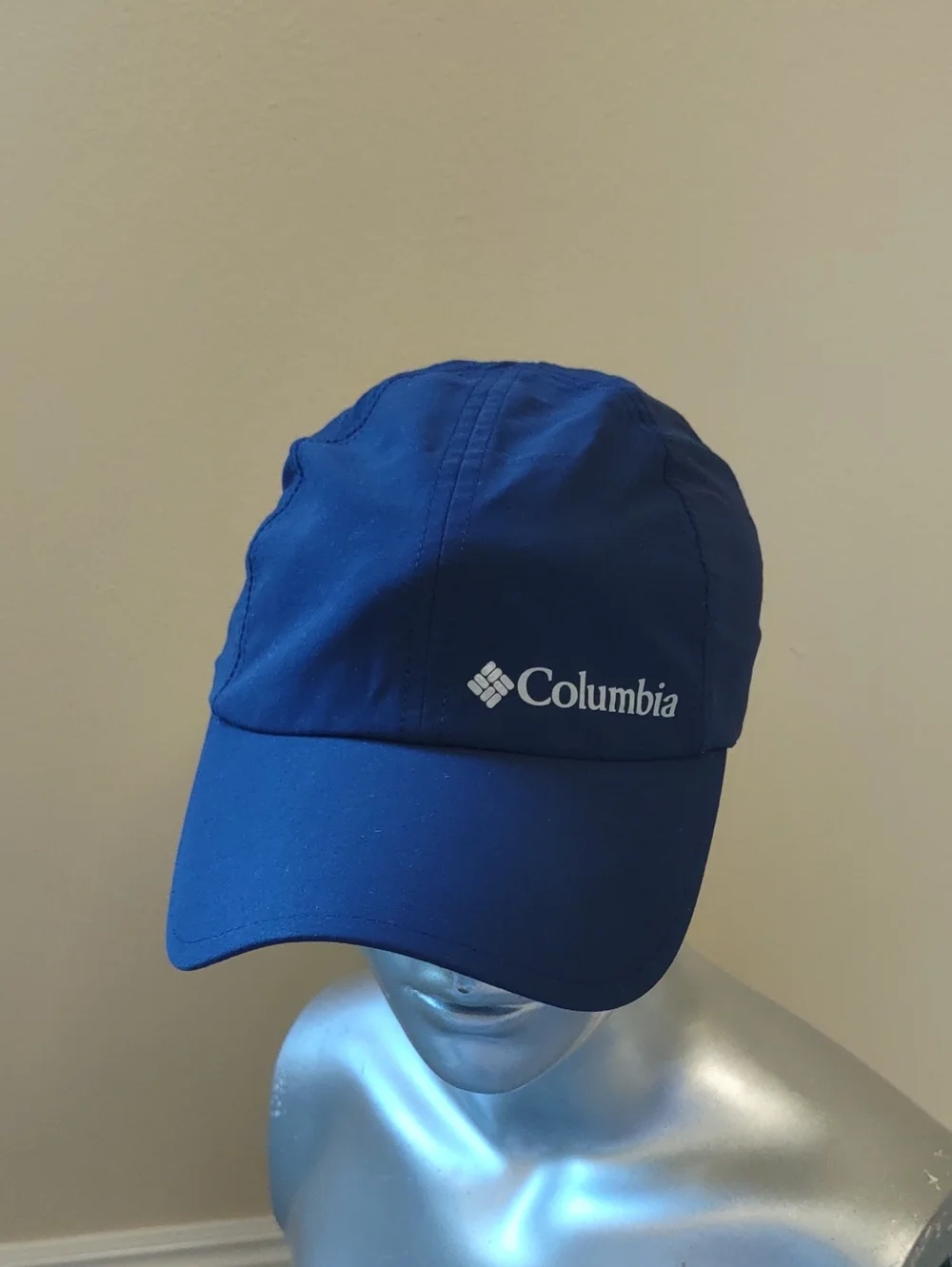 COLUMBIA | Silver Ridge IV Ball Cap Color: Navy